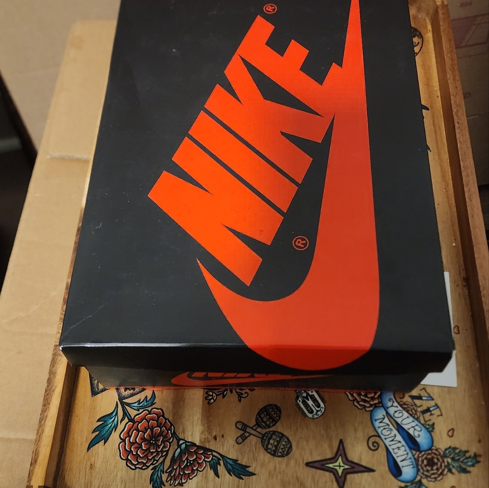 Jordan 1 Retro High OG Miles Morales boys size 4